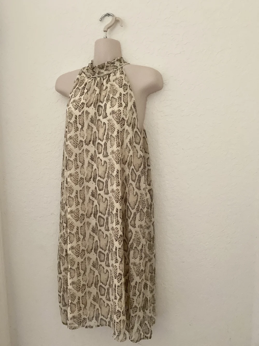 She + Sky sleeveless halter